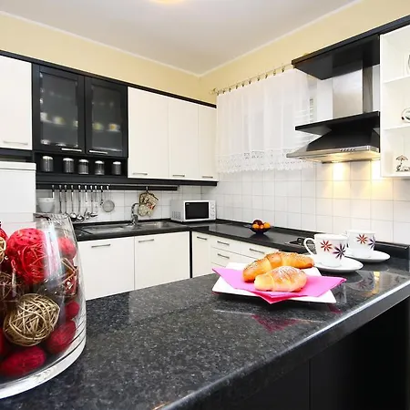 Apartment Safi