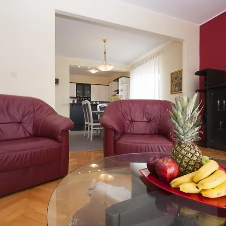 Safi Apartment *