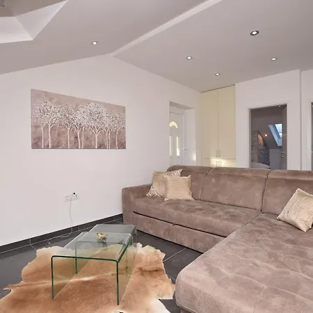Apartment Safi *