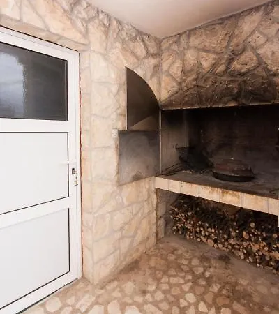 Safi * Brodarica (Sibenik-Knin)