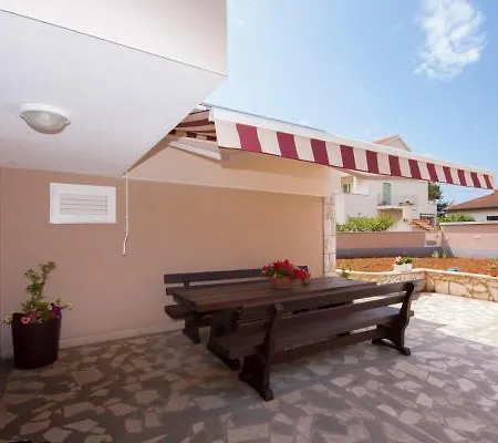 Safi Apartment