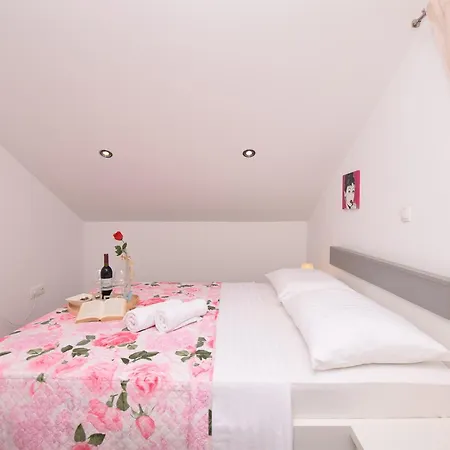 Apartment Safi *